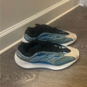 Yeezys,Size 12 1/2, Blue,Black,White